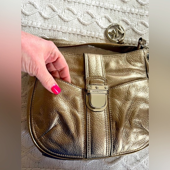 Michael Kors Rich Gold Shoulder Bag with Dust Bag - Picture 10 of 16